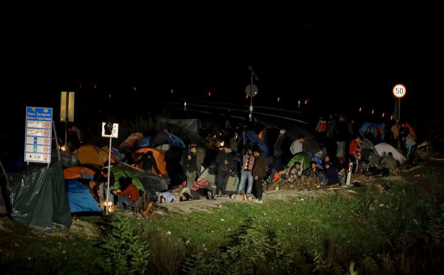 GP Maljevac: Migranti i treću noć provode na otvorenom